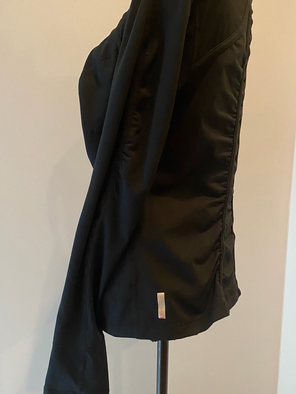Zella Women’s Black Fitted Zip-Up Jacket Lightweight Fit - Picture 5 of 7